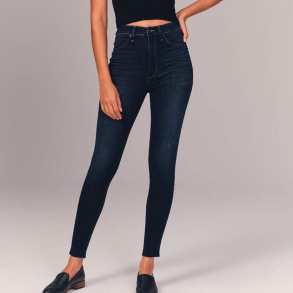 🤍 EUC Worn Once Abercrombie High Rise Super Stretch Jean Leggings